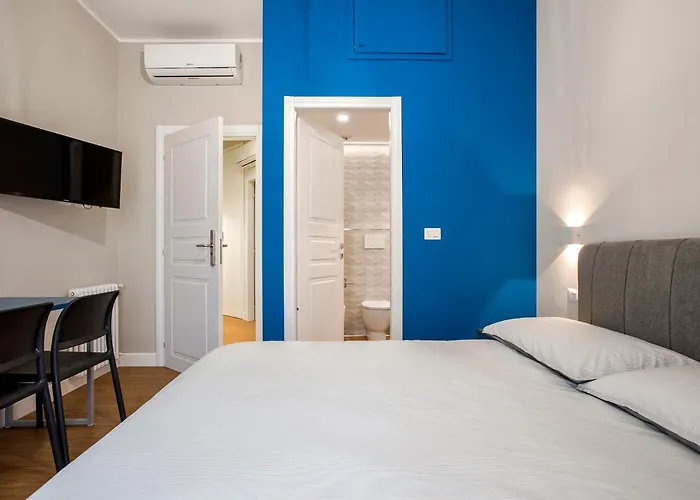 Raven Color 4* ローマ