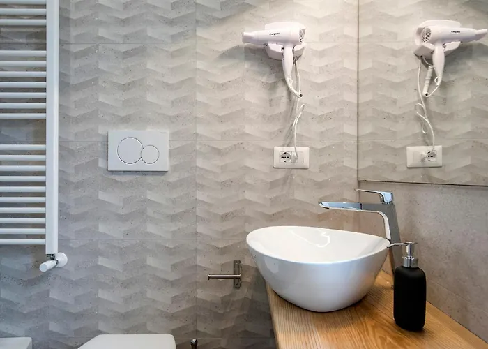 Raven Color 4* ローマ